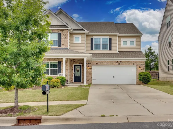 15103 Springwood Estate Dr, Charlotte, NC 28273