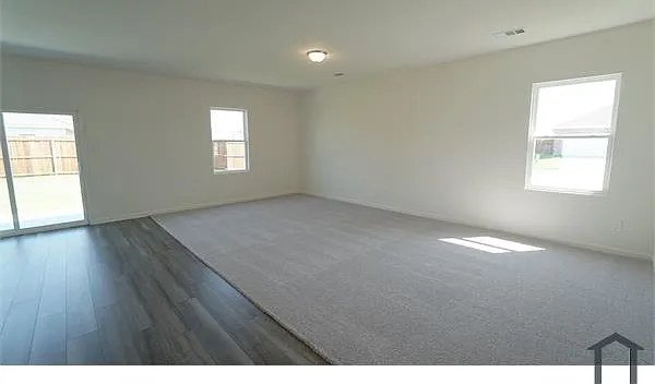794 Yorkshire Dr — Photo 14
