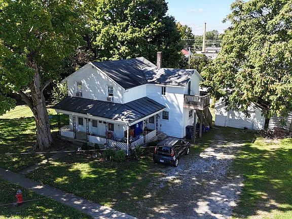 3rd image of 100 2nd St