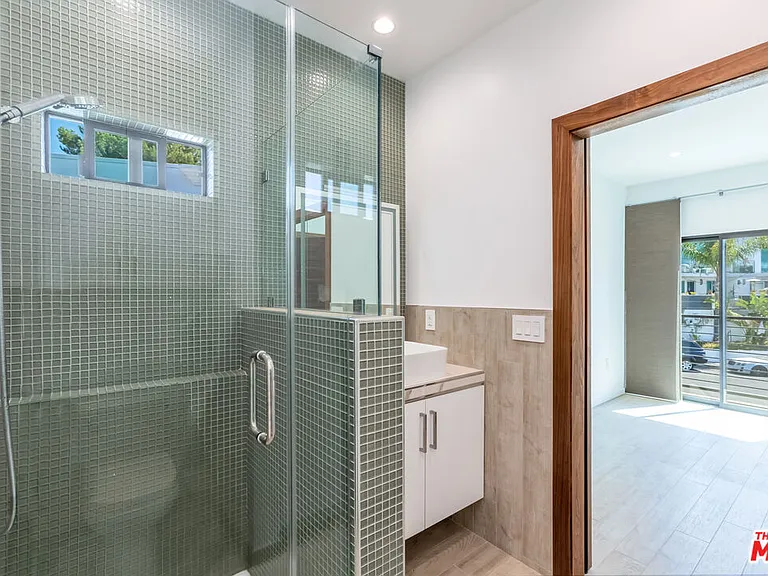 8012 Zeus Dr — Photo 26
