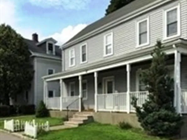 87 Crafts St #2, Newton, MA 02458