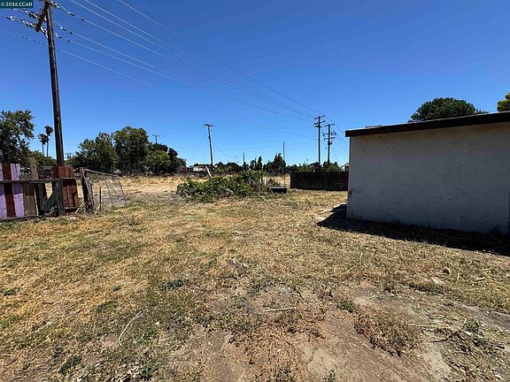 5th image of 717 Carpino Ave