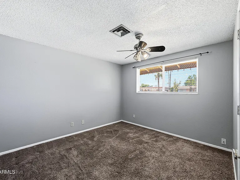 3737 W Griswold Rd — Photo 19