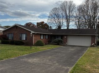 200 Bohl Dr, Marietta, OH 45750