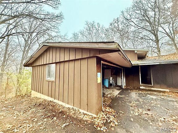 3rd image of 5102 Hillsboro Hematite Rd