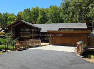 5 Oak Forest Rd, Novato, CA 94949