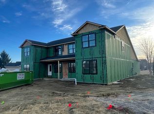 1663 Belclare Rd, Normal, IL 61761