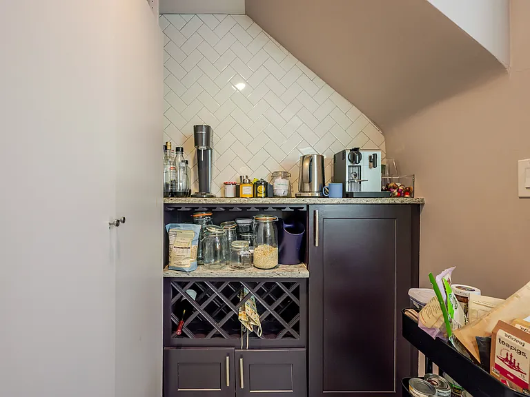 4612 Sedgwick St NW — Photo 47