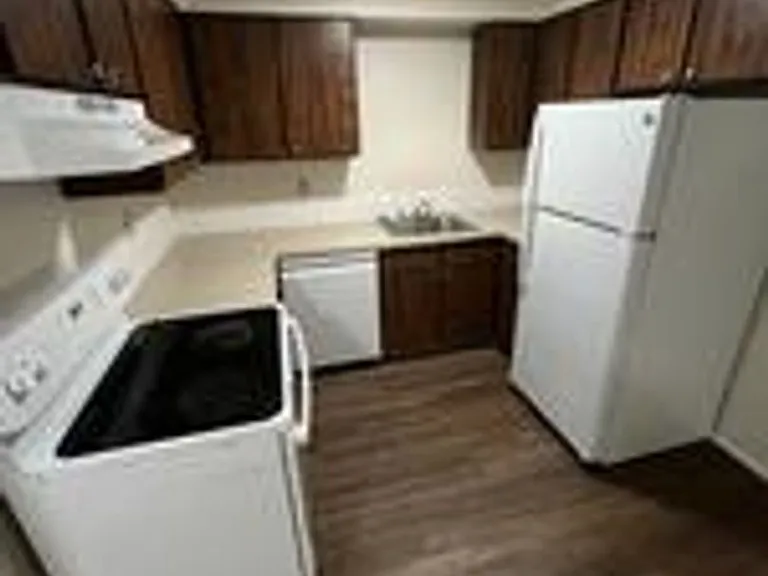 3996 Linn Ave SE — Photo 3