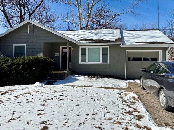 5806 Horton St, Mission, KS 66202