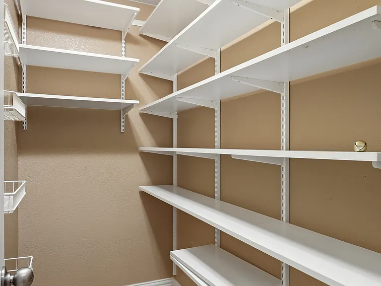 3011 Clear Springs Dr — Photo 19