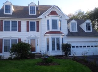 8001 Craddock Rd, Greenbelt, MD 20770