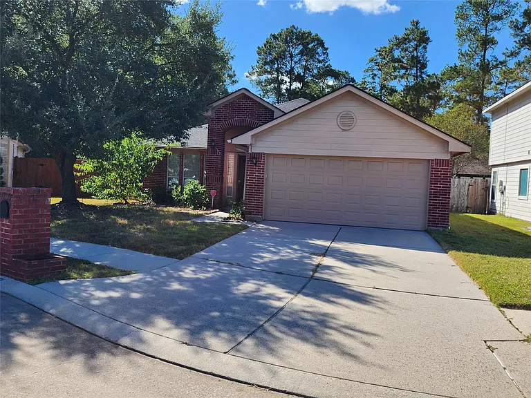 23107 Kimberly Glen Ln — Photo 1