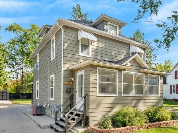 2040 Roos Ave SW #B, Wyoming, MI 49509