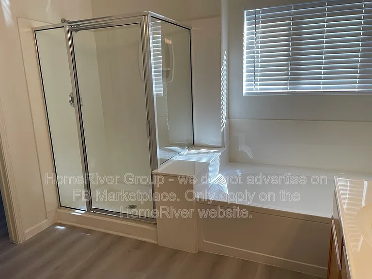 1100 Diamondback Dr NE — Photo 20