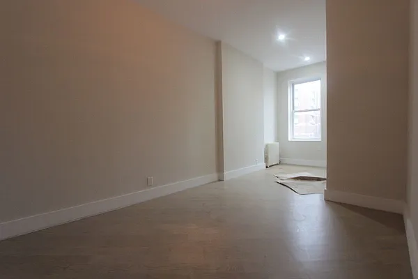 Rented by Bravado Real Estate LLC | media 21