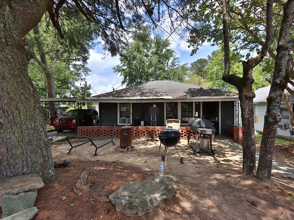 1st image of 171 Carver Cir
