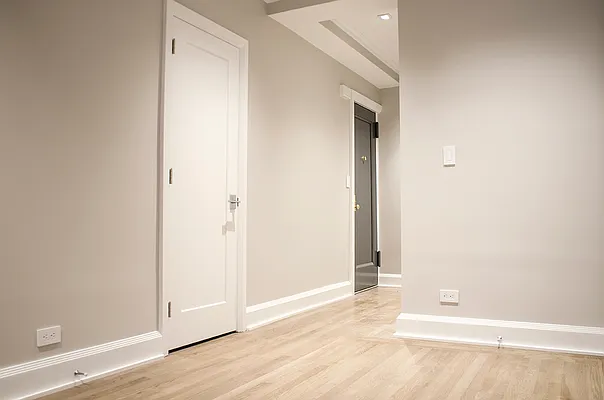 Sold by Argent Advisors LLC | media 6