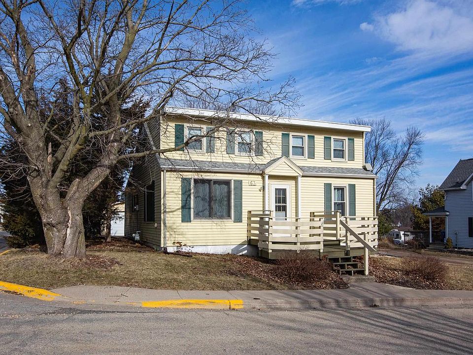 63 Bean St, Benton, WI 53803 Zillow