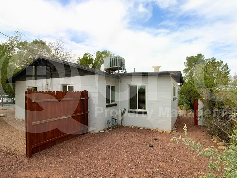 2602 N Sparkman Blvd — Photo 15