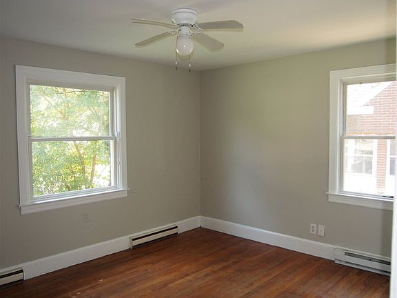3rd image of 109 Allen Ave