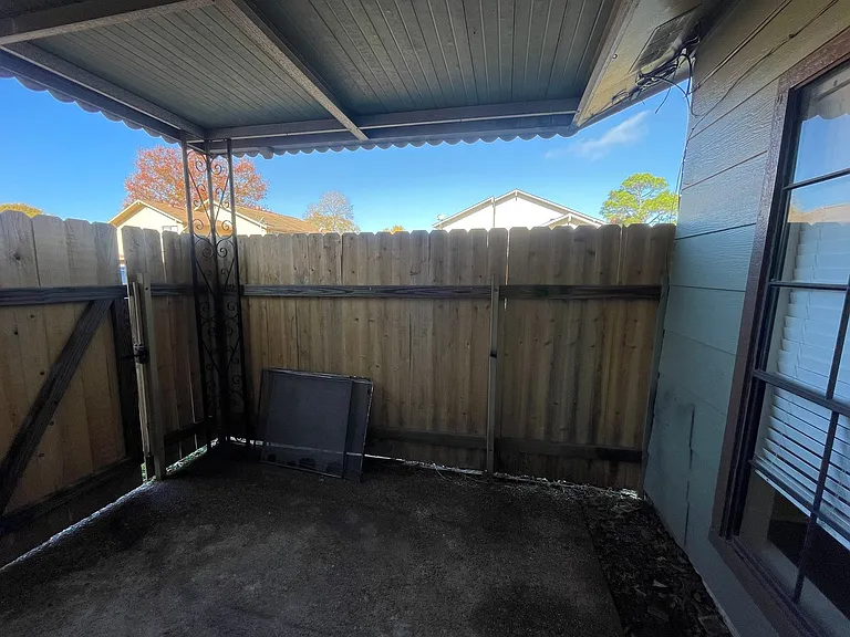 10101 Carlsbad Dr — Photo 14