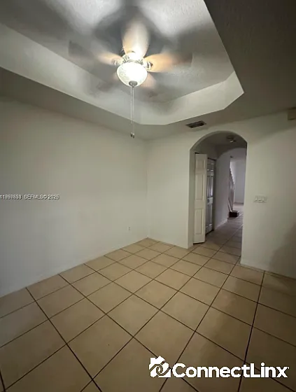 2191 Anchor Ct — Photo 2