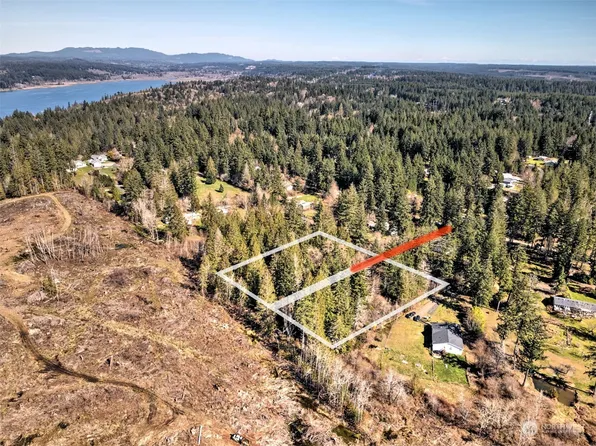 1 XXX Cedar Street, Belfair, WA 98528