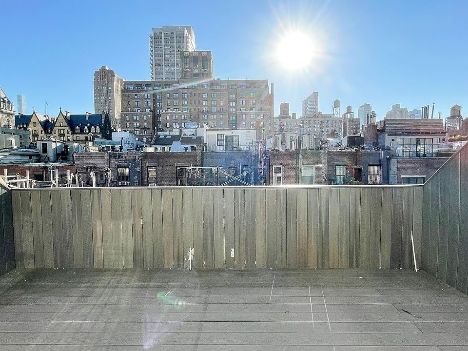 1st image of 32 W 75th St #4B