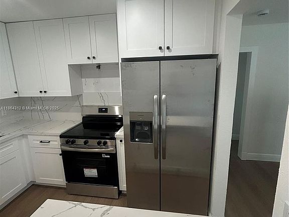 5th image of 808 SW 15th Ave #0