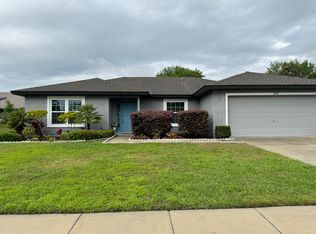 4460 Abaco Dr, Tavares, FL 32778