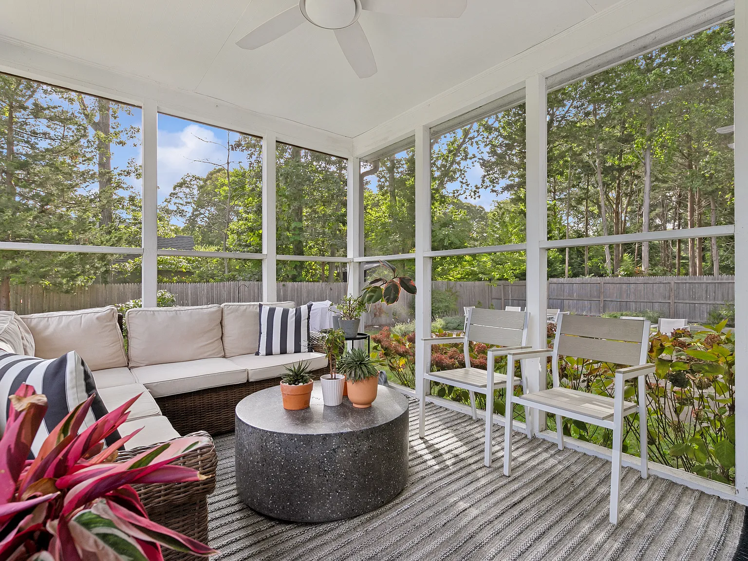 Discover Your East Hampton Sanctuary: 1181 Fireplace Rd — Photo 3