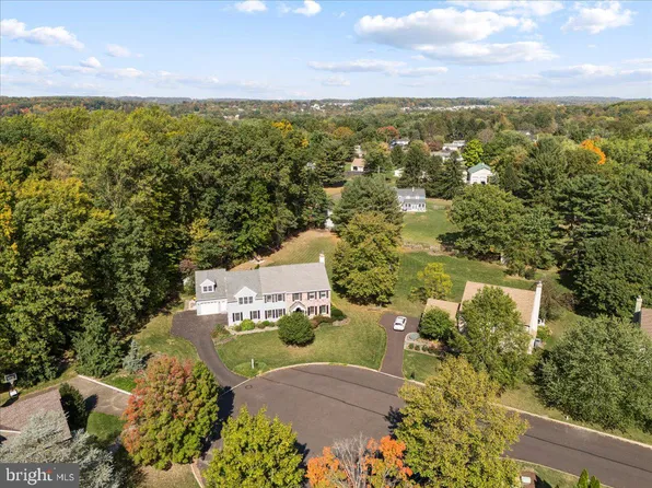 20 Tracy Dr, Doylestown, PA 18901