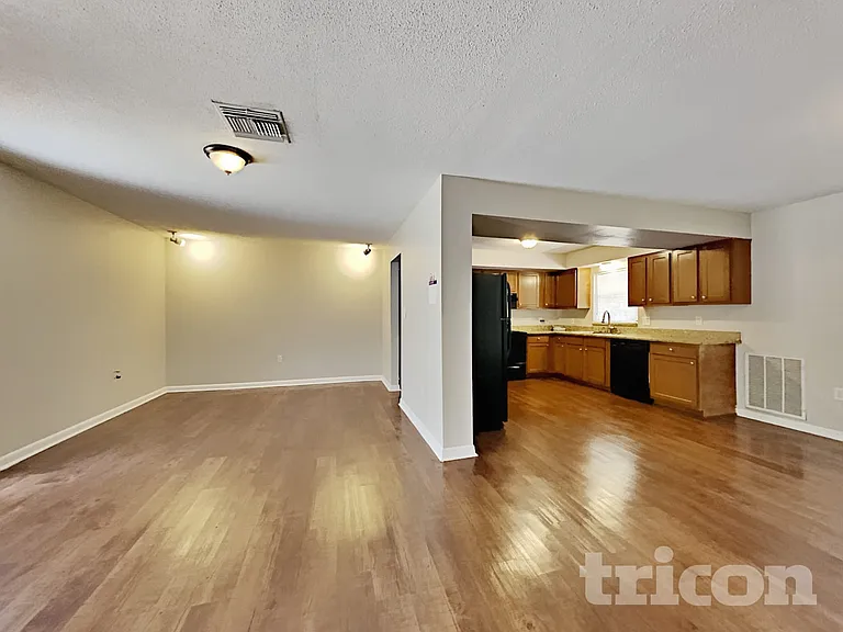 104 New Hope Rd — Photo 7