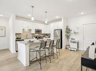 Avion Apartments, Jacksonville, FL 32218