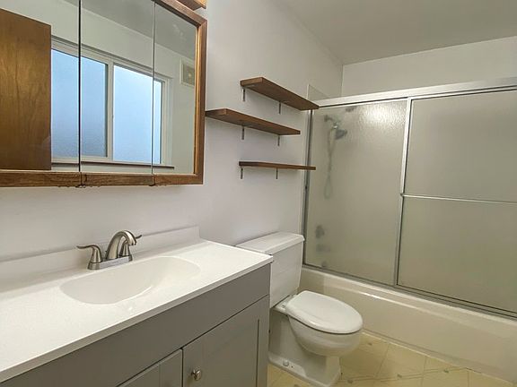 5th image of 612 53rd St