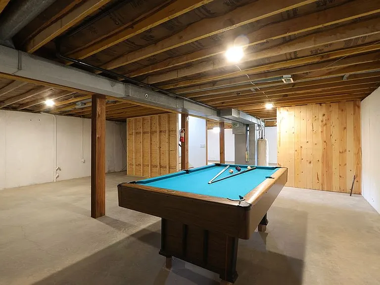 Parkview Dr — Photo 22