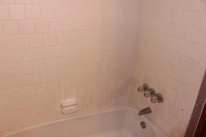 115 S Sterling Ave #2 — Photo 6