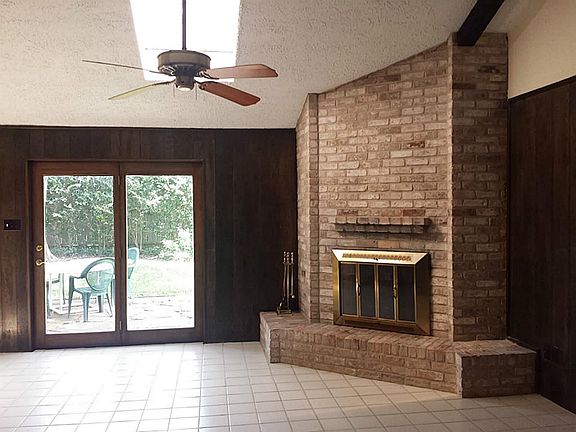 2nd image of 9418 Bankside Dr