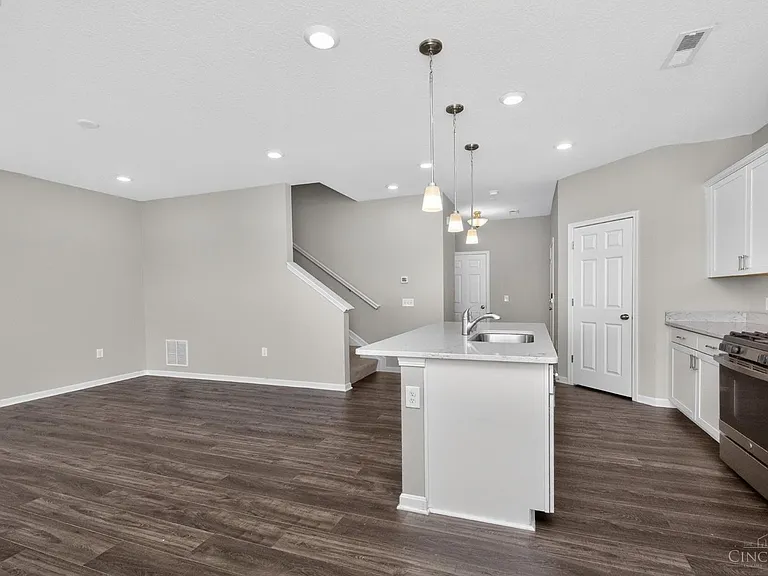 5559 Eagle Ct — Photo 14