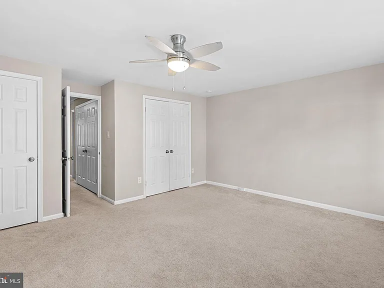 2110 Whisperwood Glen Ln — Photo 14