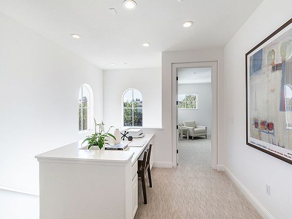 Loft built-in desk 