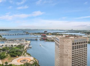 325 Biscayne Blvd #4314, Miami, FL 33130