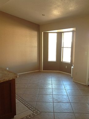 4th image of 9450 W Sunnyslope Ln