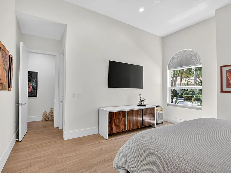 7843 Villa D Este Way — Photo 41