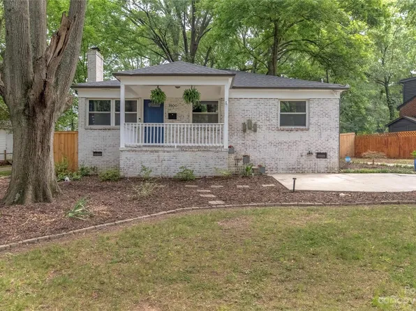3500 Mathis Dr, Charlotte, NC 28208