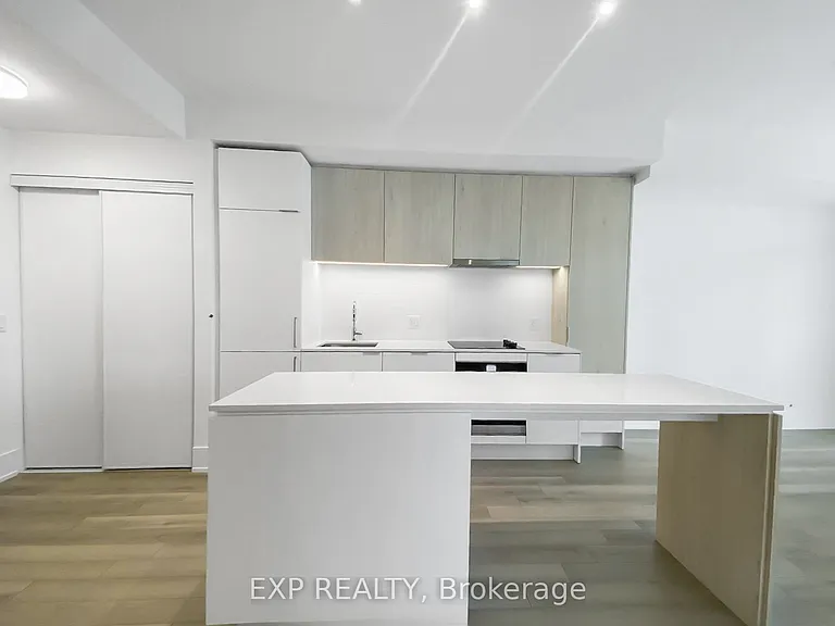 89 Church St #4902 — Photo 3