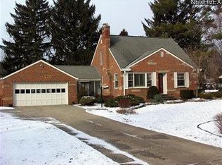 3872 Dover Center Rd, North Olmsted, OH 44070