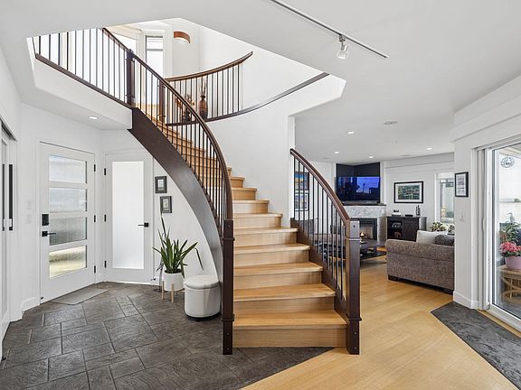 2nd image of 3473 River Rd W #9
