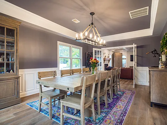 Sold by PRENDAMANO REAL ESTATE | media 7